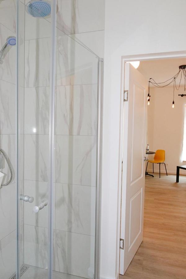 Minimalist Studio Old Town Apartments By Hostlovers Kaunas Dış mekan fotoğraf